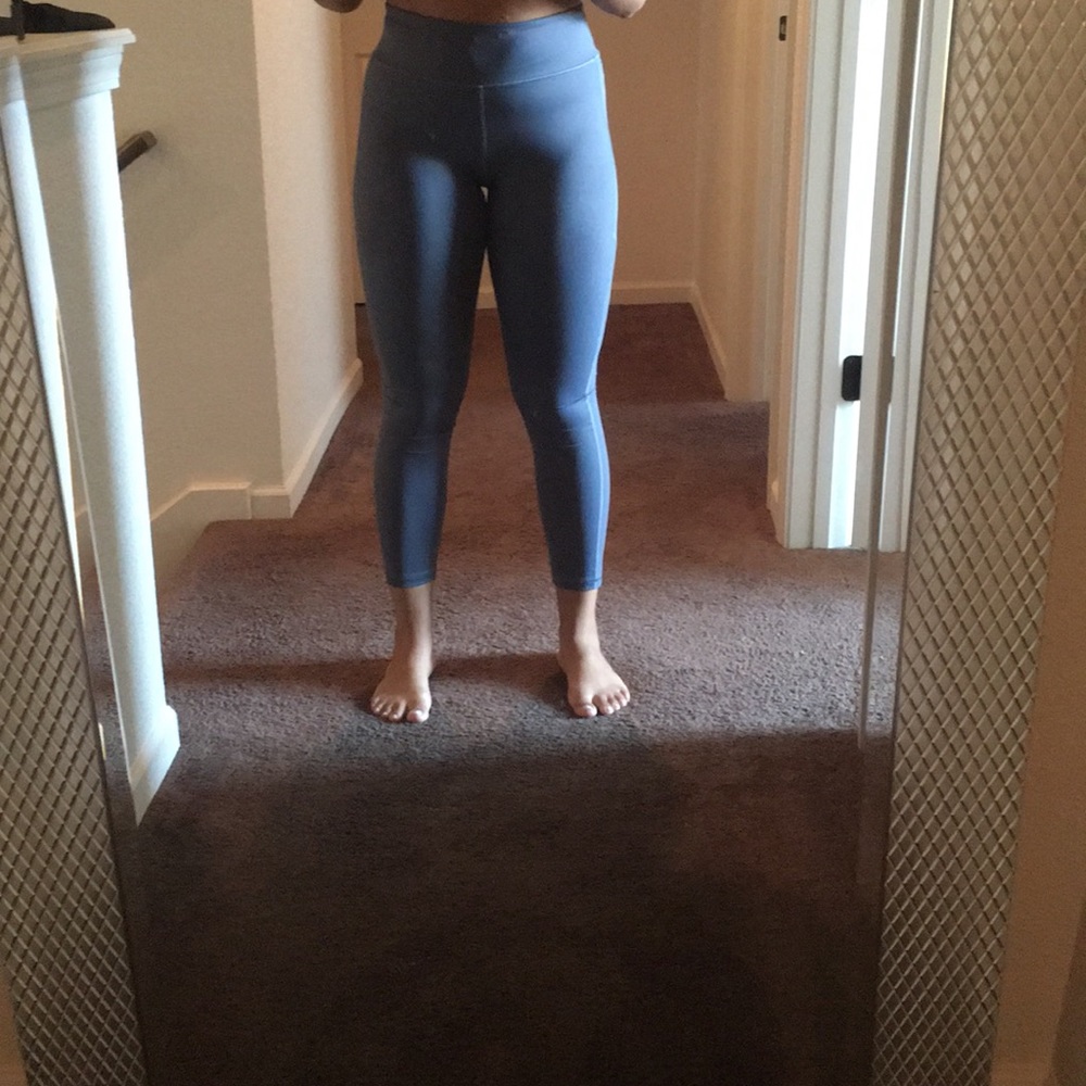 Victoria’s Sport Training Pants